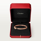 سوار من مجموعة "پانتير دو كارتييه" ذهب وردي،
