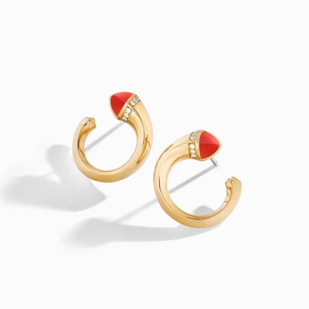 Cleo Venus Earrings Yellow Gold